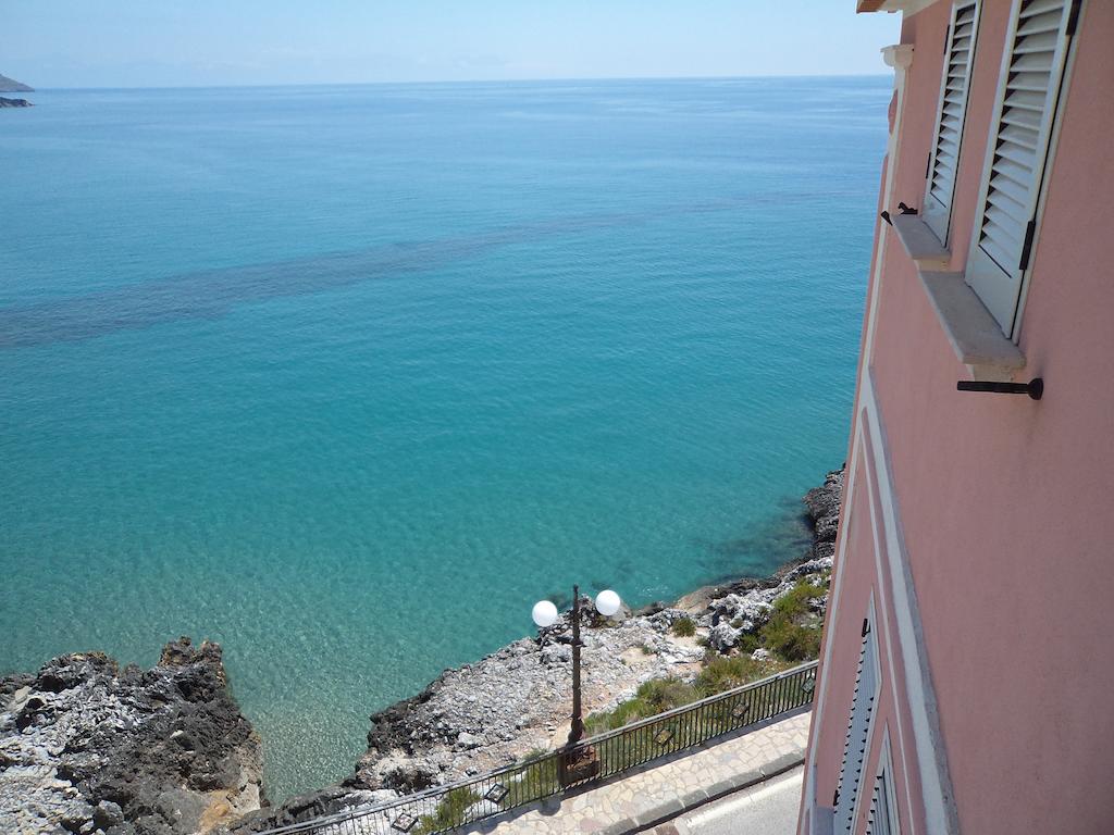 Albergo Tirreno Marina di Camerota Extérieur photo