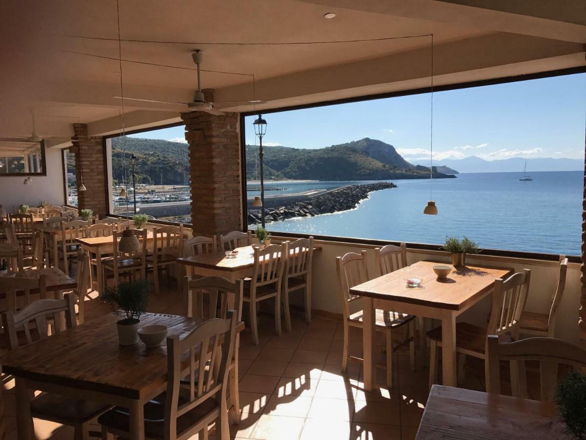 Albergo Tirreno Marina di Camerota Extérieur photo